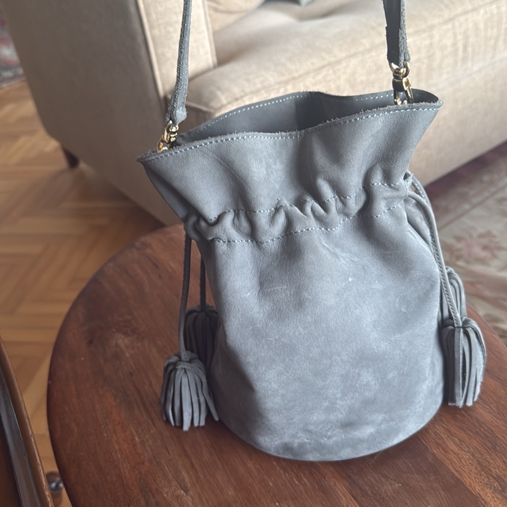 Grey nubuck suede bucket crossbody drawstring bag - Picture 7 of 16